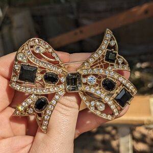 1928 Rhinestone Bow Brooch